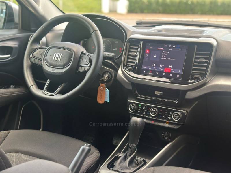 FIAT - TORO - 2023/2023 - Prata - R$ 122.900,00