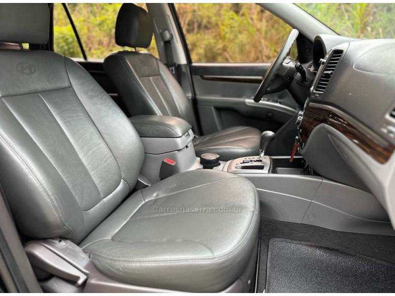 HYUNDAI - SANTA FÉ - 2012/2012 - Preta - R$ 55.000,00
