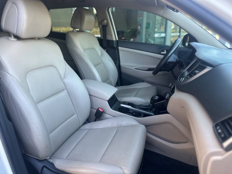 HYUNDAI - TUCSON - 2018/2019 - Branca - R$ 105.900,00