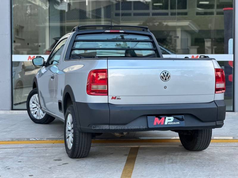 VOLKSWAGEN - SAVEIRO - 2020/2021 - Prata - R$ 64.900,00