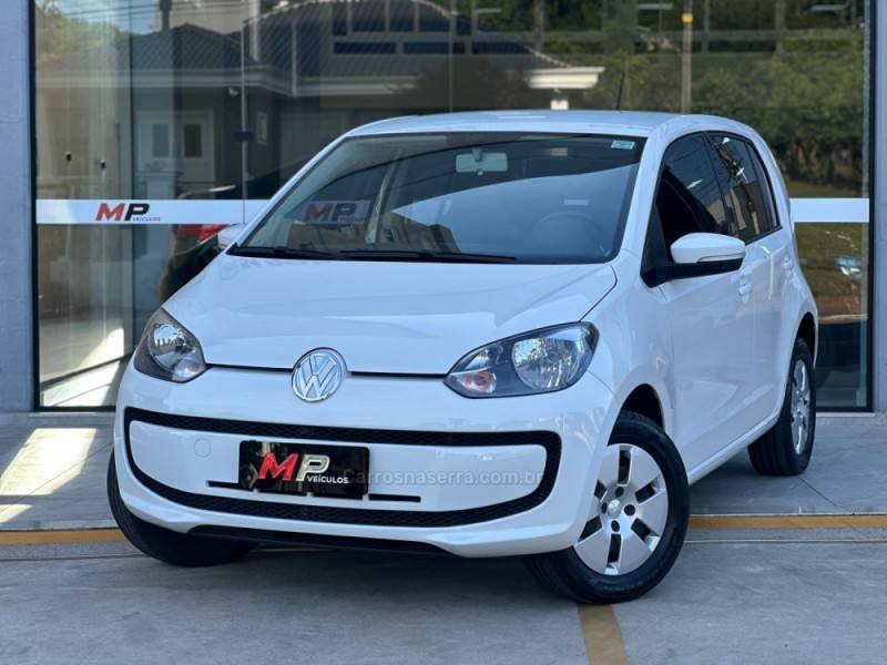 VOLKSWAGEN - UP - 2014/2015 - Branca - R$ 44.900,00