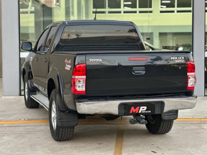 TOYOTA - HILUX - 2012/2012 - Preta - R$ 125.900,00