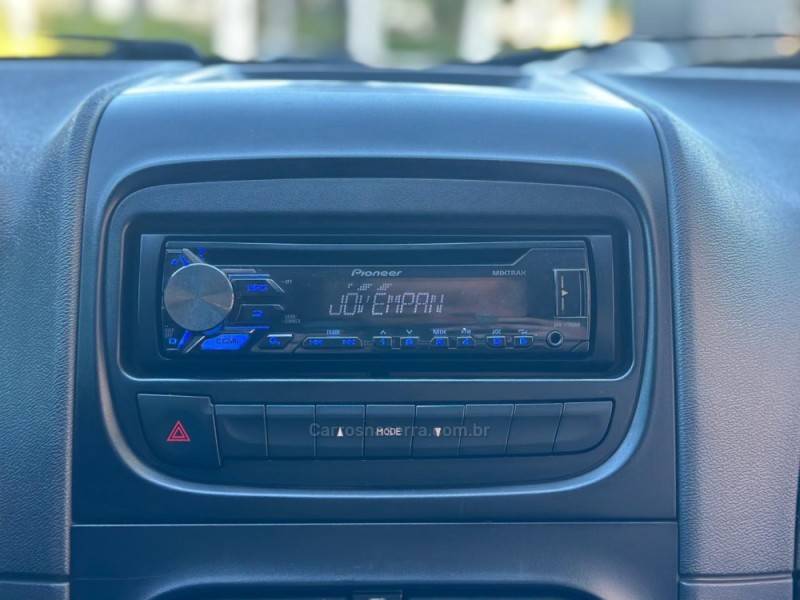 FIAT - STRADA - 2014/2015 - Vermelha - R$ 63.900,00