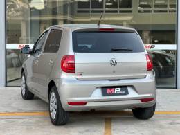 VOLKSWAGEN - FOX - 2011/2012 - Prata - R$ 39.500,00