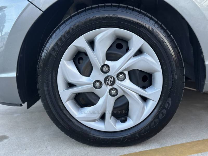 HYUNDAI - HB20 - 2020/2020 - Cinza - R$ 69.900,00
