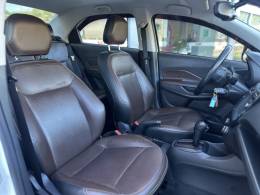 CHEVROLET - COBALT - 2018/2019 - Branca - R$ 62.900,00