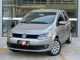 VOLKSWAGEN - FOX - 2011/2012 - Prata - R$ 39.500,00
