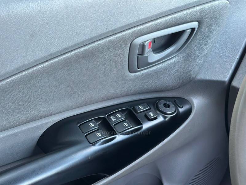 HYUNDAI - TUCSON - 2014/2015 - Prata - R$ 58.900,00