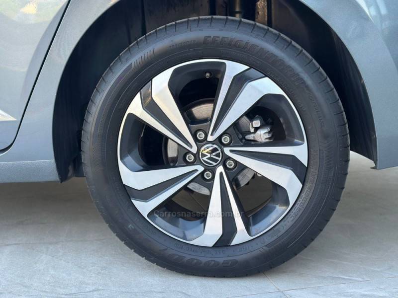 VOLKSWAGEN - VIRTUS - 2023/2023 - Cinza - R$ 109.900,00