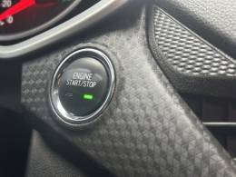 CHEVROLET - ONIX - 2021/2021 - Branca - R$ 72.900,00