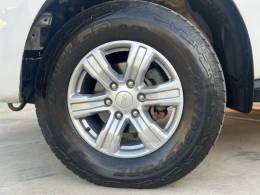 FORD - RANGER - 2021/2022 - Branca - R$ 173.900,00