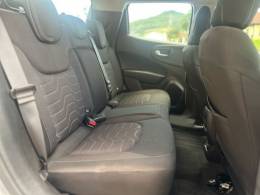 FIAT - TORO - 2023/2023 - Prata - R$ 122.900,00