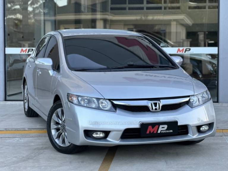 HONDA - CIVIC - 2011/2011 - Prata - R$ 58.900,00