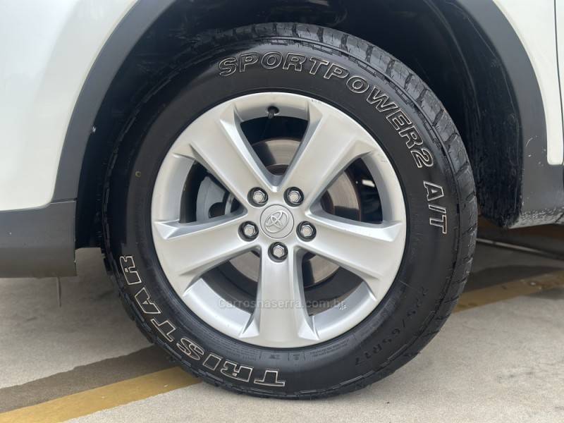TOYOTA - RAV4 - 2014/2014 - Branca - R$ 85.900,00