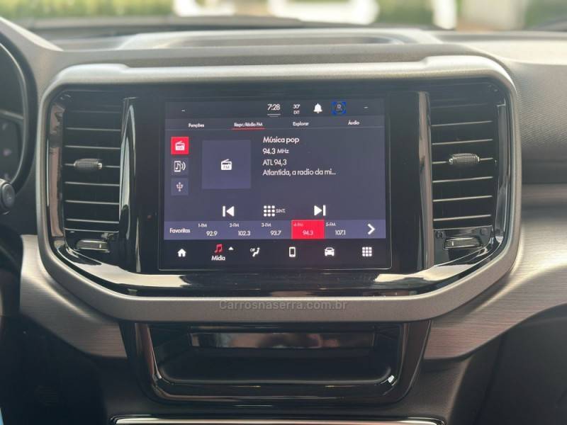 FIAT - TORO - 2023/2023 - Prata - R$ 122.900,00