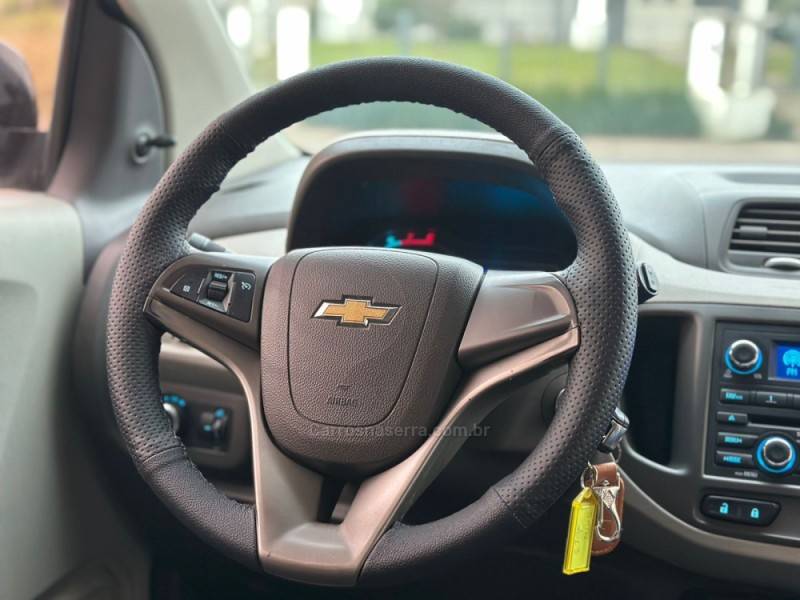CHEVROLET - SPIN - 2013/2013 - Preta - R$ 43.900,00