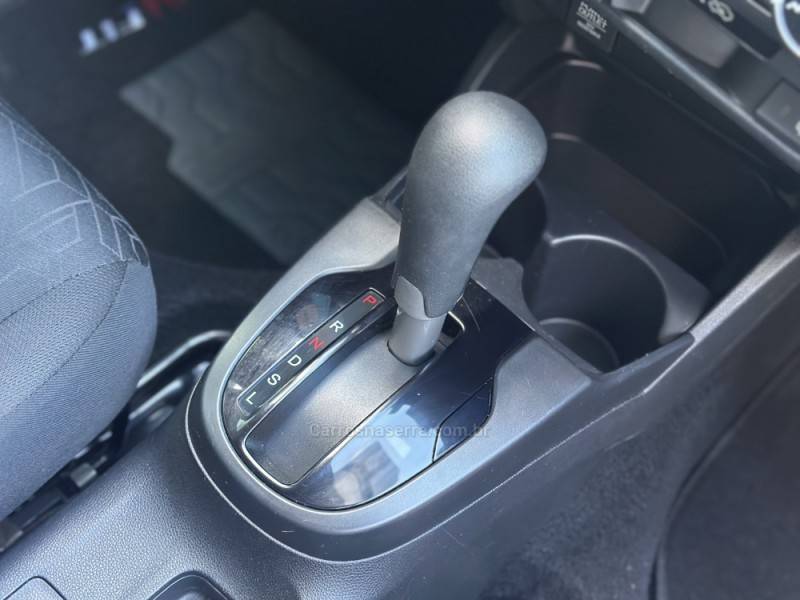 HONDA - FIT - 2015/2015 - Azul - R$ 65.900,00