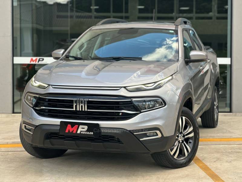 FIAT - TORO - 2023/2023 - Prata - R$ 122.900,00