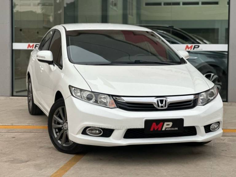 HONDA - CIVIC - 2013/2014 - Branca - R$ 74.900,00