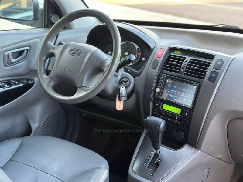 HYUNDAI - TUCSON - 2014/2015 - Prata - R$ 58.900,00