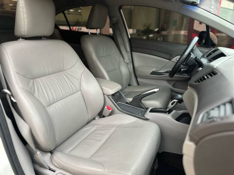 HONDA - CIVIC - 2013/2014 - Branca - R$ 74.900,00