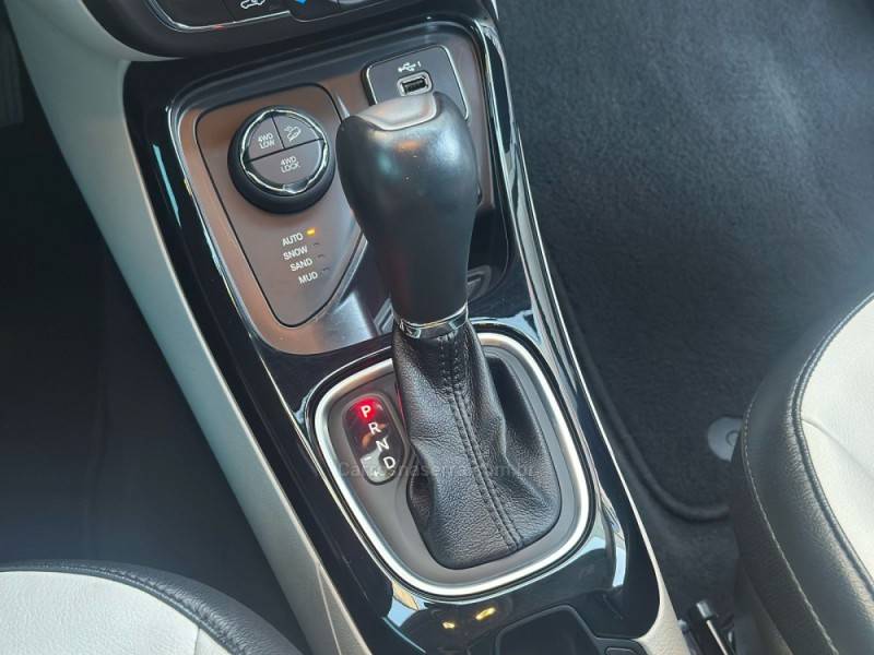 JEEP - COMPASS - 2019/2020 - Branca - R$ 128.900,00