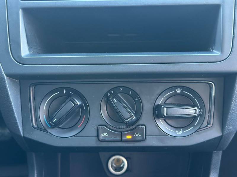 VOLKSWAGEN - SAVEIRO - 2020/2021 - Prata - R$ 64.900,00