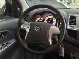 TOYOTA - HILUX - 2012/2012 - Preta - R$ 125.900,00