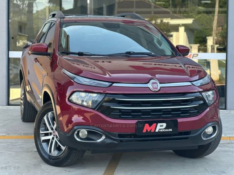 FIAT - TORO - 2017/2018 - Vermelha - R$ 89.900,00