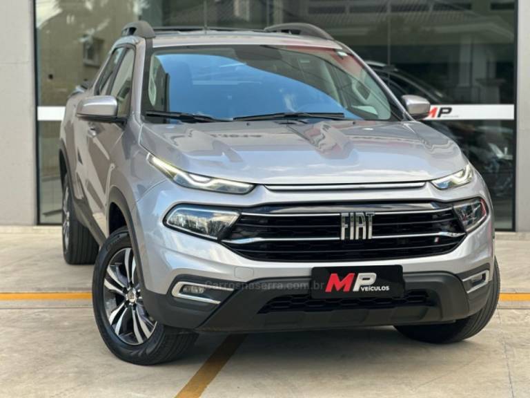 FIAT - TORO - 2023/2023 - Prata - R$ 122.900,00