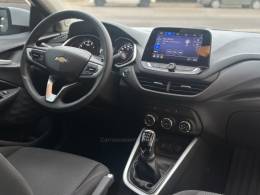 CHEVROLET - ONIX - 2021/2021 - Branca - R$ 72.900,00