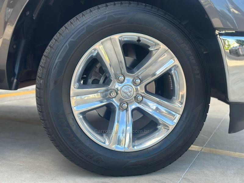 RAM - CLASSIC - 2023/2023 - Cinza - R$ 294.900,00
