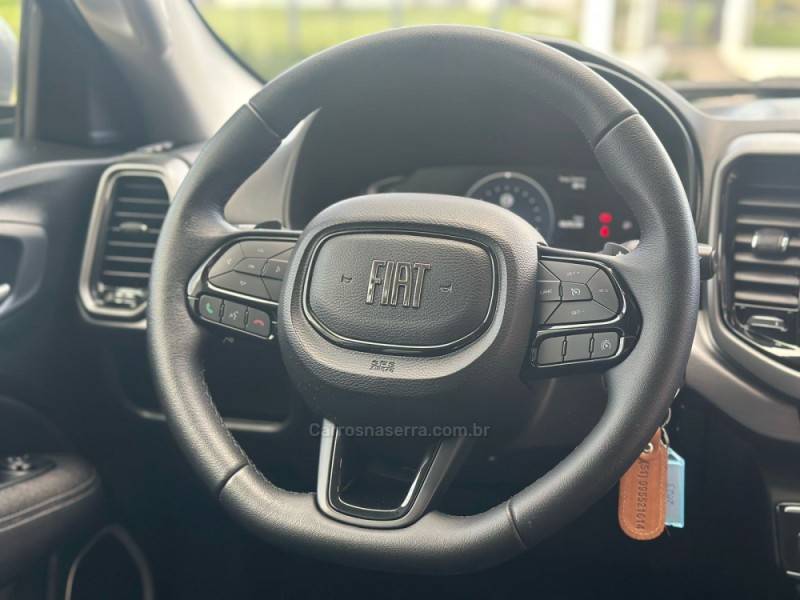 FIAT - TORO - 2023/2023 - Prata - R$ 122.900,00