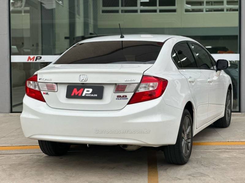 HONDA - CIVIC - 2013/2014 - Branca - R$ 74.900,00