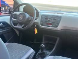 VOLKSWAGEN - UP - 2014/2015 - Branca - R$ 44.900,00