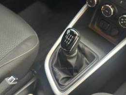 CHEVROLET - ONIX - 2021/2021 - Branca - R$ 72.900,00