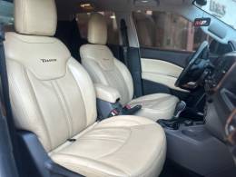 FIAT - TORO - 2019/2020 - Branca - R$ 111.900,00