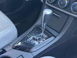 TOYOTA - COROLLA - 2017/2018 - Prata - R$ 95.900,00