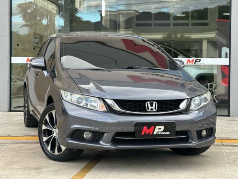 HONDA - CIVIC - 2015/2016 - Cinza - R$ 82.900,00