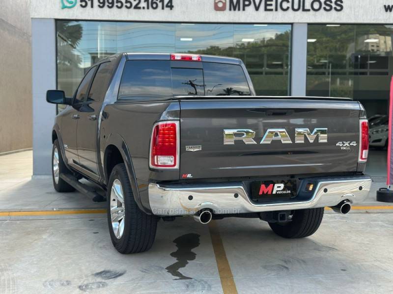 RAM - CLASSIC - 2023/2023 - Cinza - R$ 294.900,00